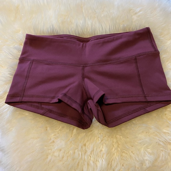 Fleo Low Rise Contour Shorts - Picture 2 of 3